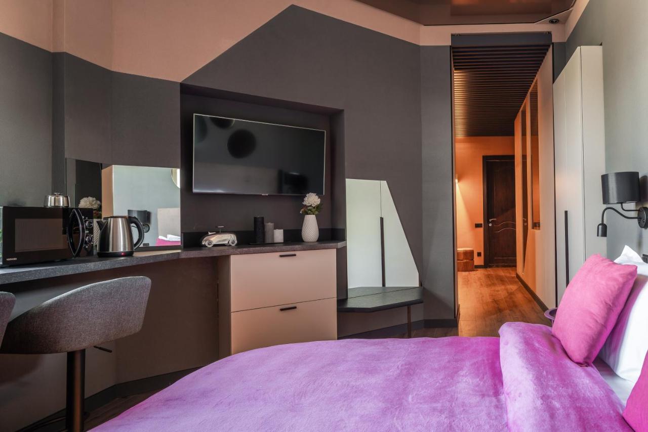 Luxury Across Arena Complex